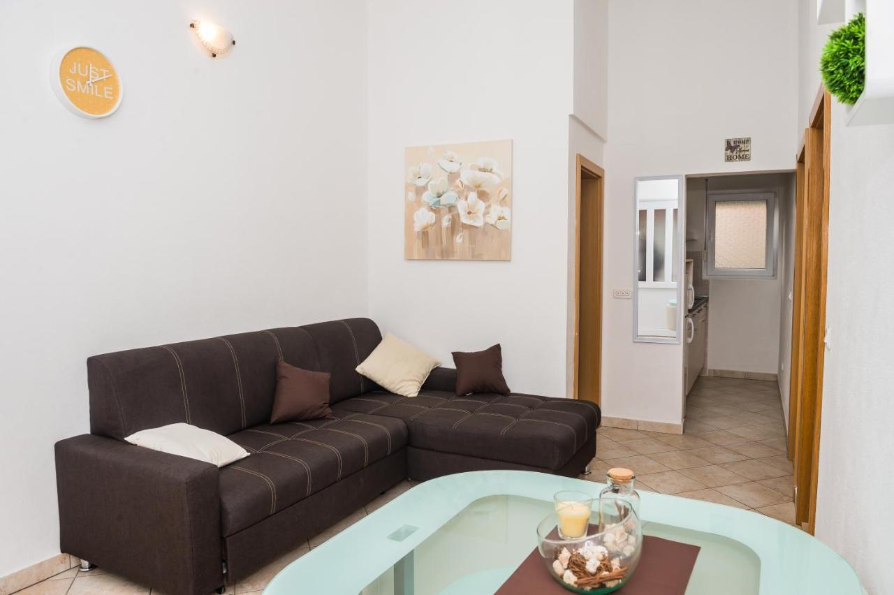 Apartments Slavka Rogoznica  Extérieur photo